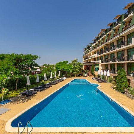Hotel Julia Sveti Vlas Exteriör bild